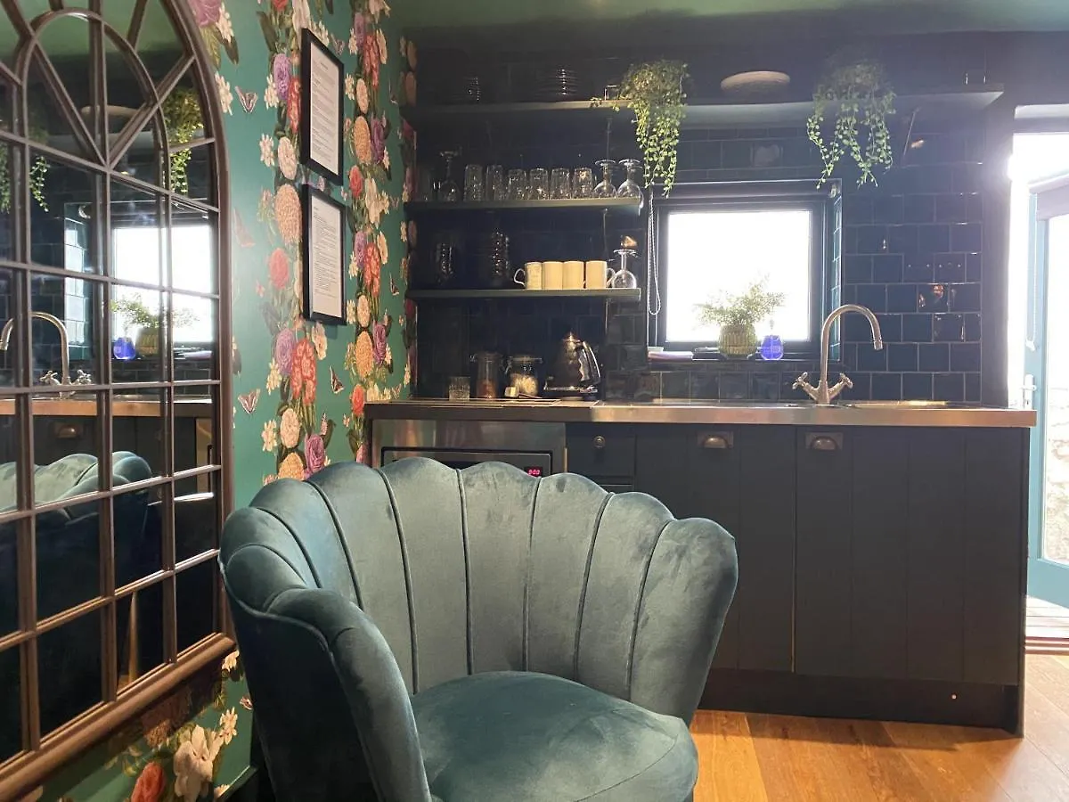 Birdcage Heritage Cottage - City Centre Vibrant 브라이턴 0*,  영국