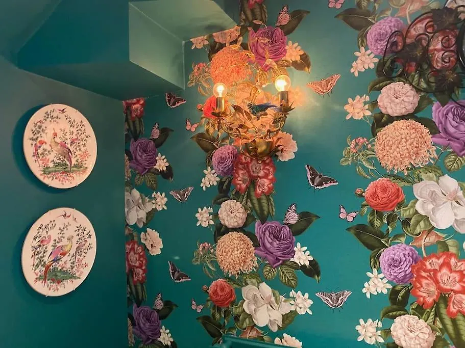 Birdcage Heritage Cottage - City Centre Vibrant 브라이턴 펜션